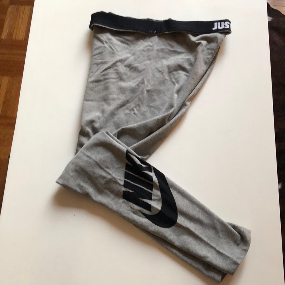 Nike Grey leggings: Size S